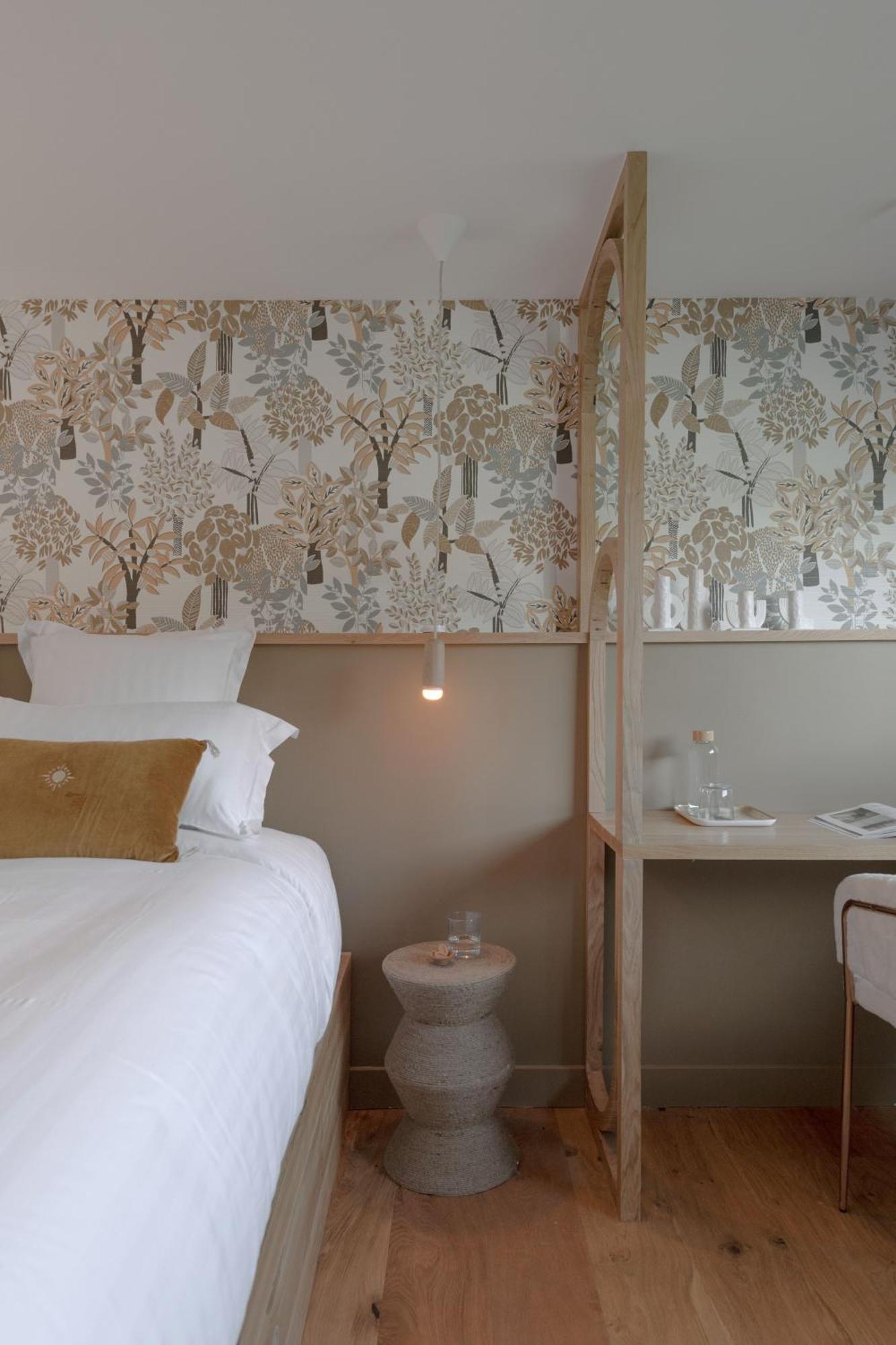La Peniche - Bed And Bicycle - Vienne Hotel ภายนอก รูปภาพ